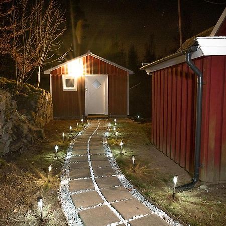 Вілла Skogsstuga I Bassholma Munka-Ljungby Екстер'єр фото