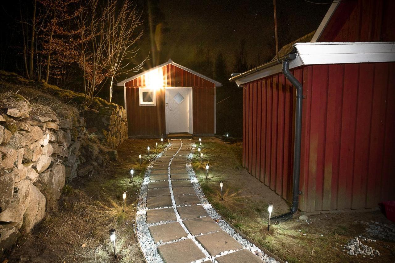 Вілла Skogsstuga I Bassholma Munka-Ljungby Екстер'єр фото